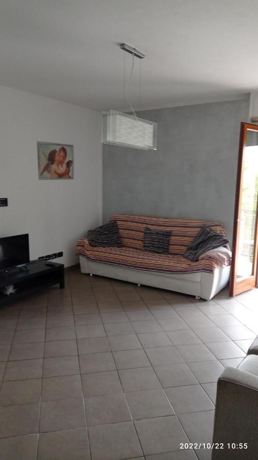 Appartamento Rebecca'S House Asti Esterno foto