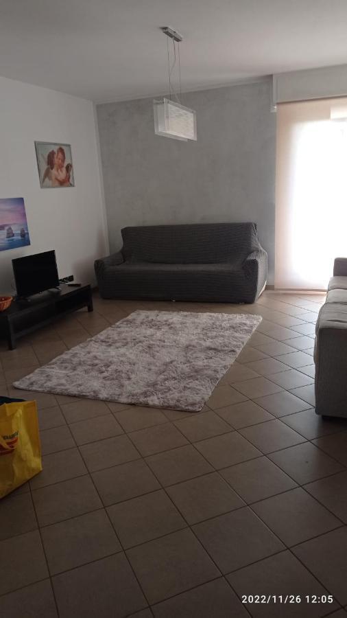Appartamento Rebecca'S House Asti Esterno foto